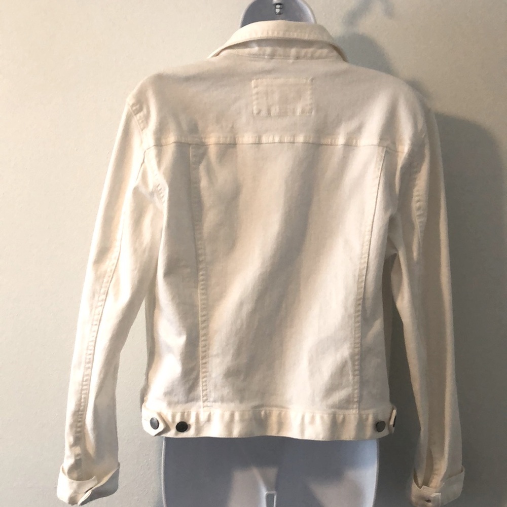 Loft Jacket - Picture 2 of 4